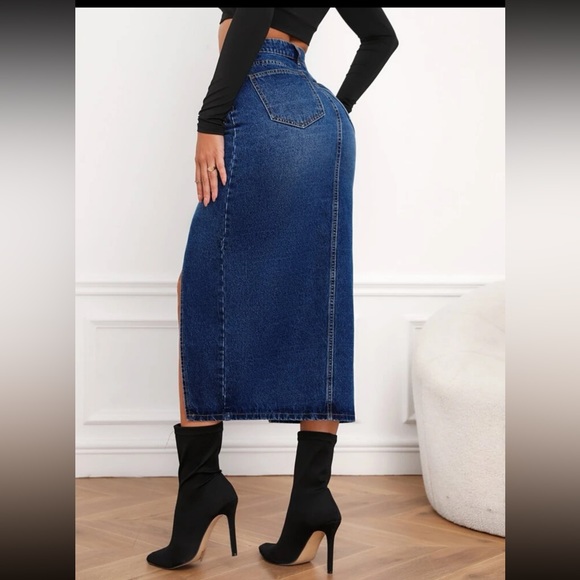 Fly Split Thigh Denim Skirt - Picture 5 of 8